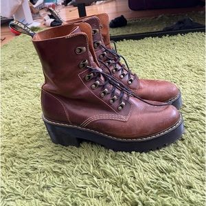 Dr. Marten’s Leona Vintage Smooth Leather Heeled Boots